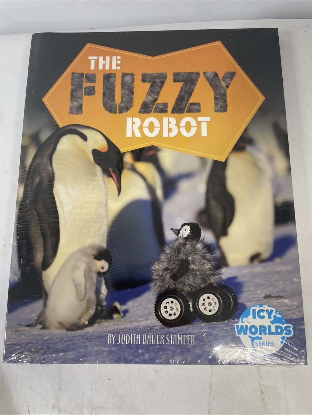 Fountas & Pinell Literacy Sealed 6 Pack Book Set The Fuzzy Robot
